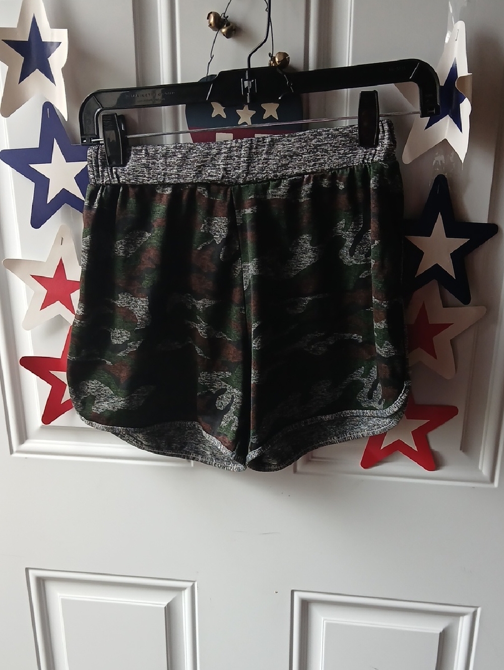 2 Pairs Of Shorts Size Large And Xlarge